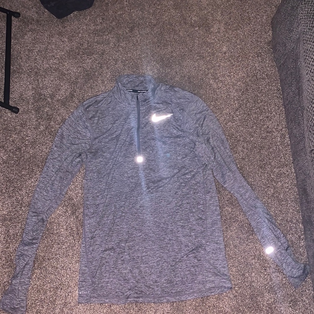 Nike pullover